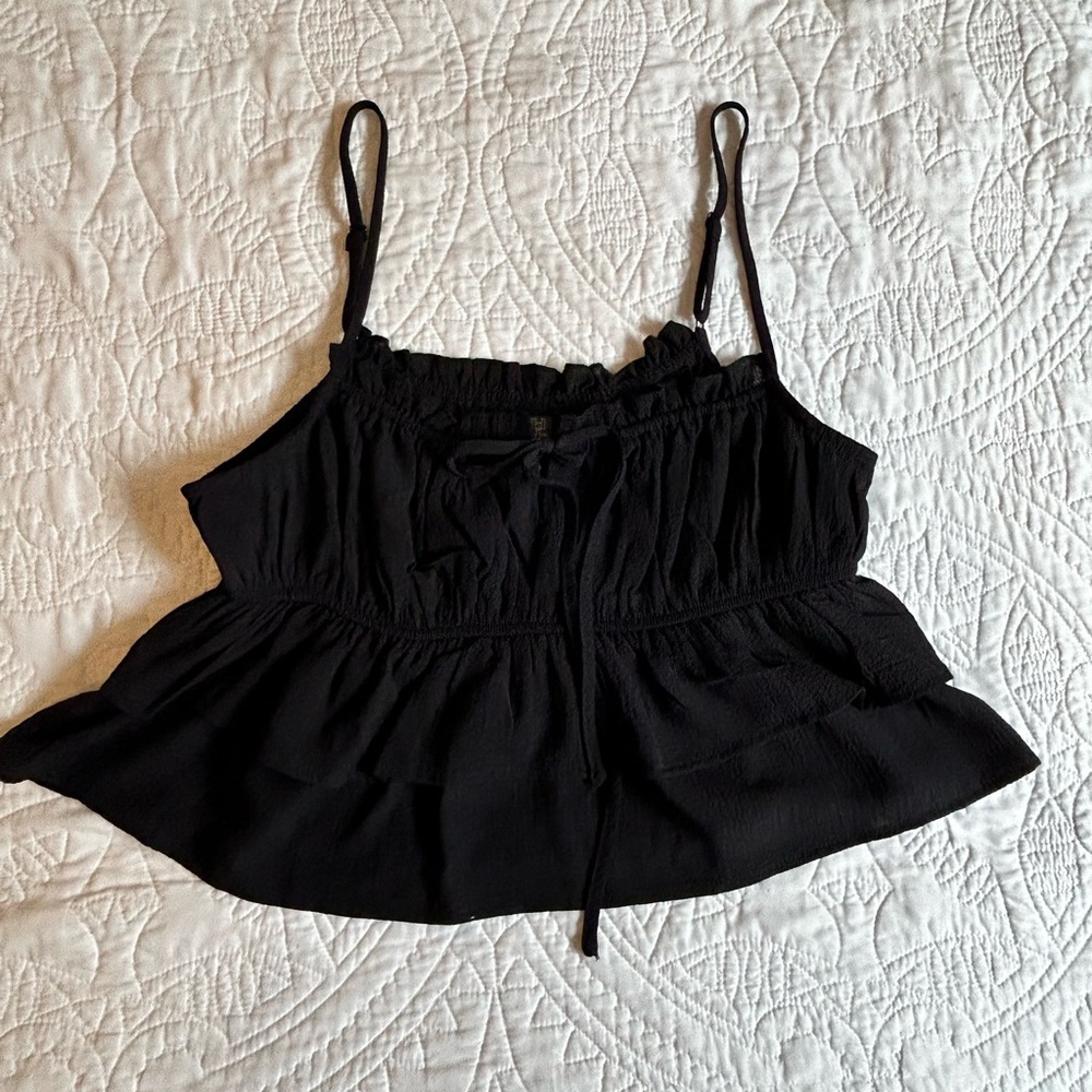 BLOUSE TANK TOP: BLACK